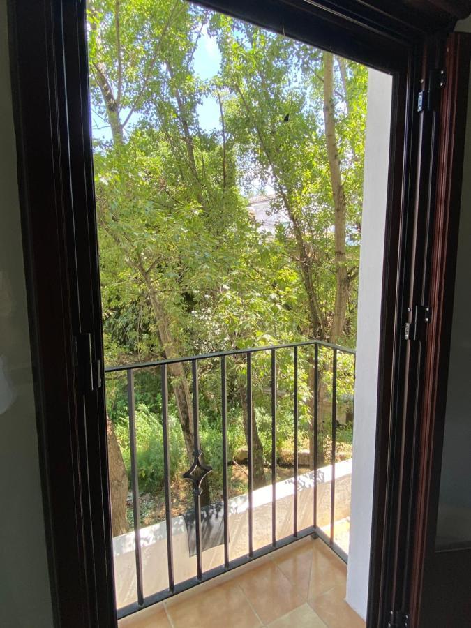הוילה Setenil De Las Bodegas Casa Cueva Un Rincon En La Roca מראה חיצוני תמונה
