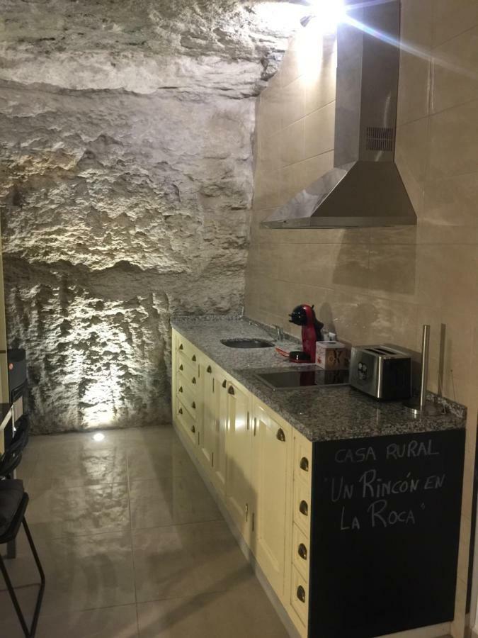 הוילה Setenil De Las Bodegas Casa Cueva Un Rincon En La Roca מראה חיצוני תמונה